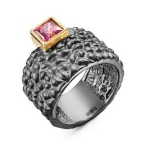 Кольцо из серебра 925 с фианитами